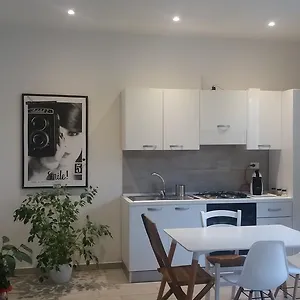 Appartamento N°24, Palermo